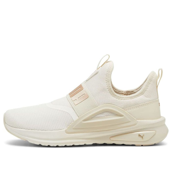 Кроссовки softride enzo evo slip-on Puma, бежевый
Кроссовки softride enzo evo slip-on Puma, бежевый