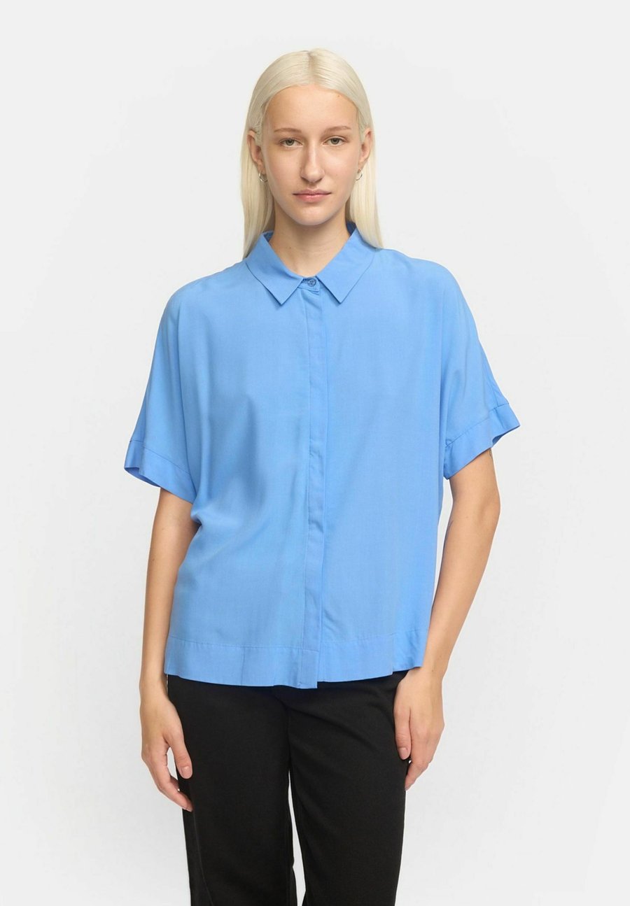 Блуза Soft Rebels SRFREEDOM , Ultramarine/Blue
Блуза Soft Rebels SRFREEDOM , Ultramarine/Blue