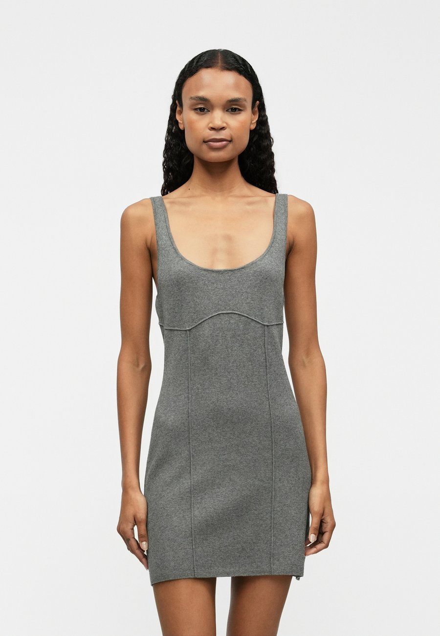 Платье Calvin Klein HALF MILANO MINI DRESS, Grey Heather/Grey
Платье Calvin Klein HALF MILANO MINI DRESS, Grey Heather/Grey
