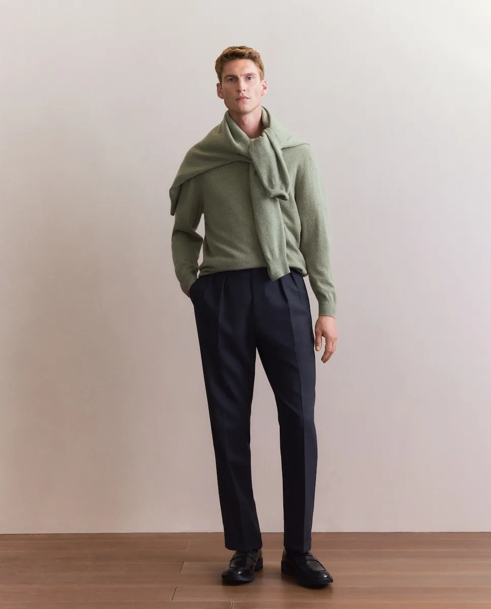 Мужской джемпер с V-образным вырезом, однотонный, из кашемира Emidio Tucci, светло-зеленый
Мужской джемпер с V-образным вырезом, однотонный, из кашемира Emidio Tucci, светло-зеленый