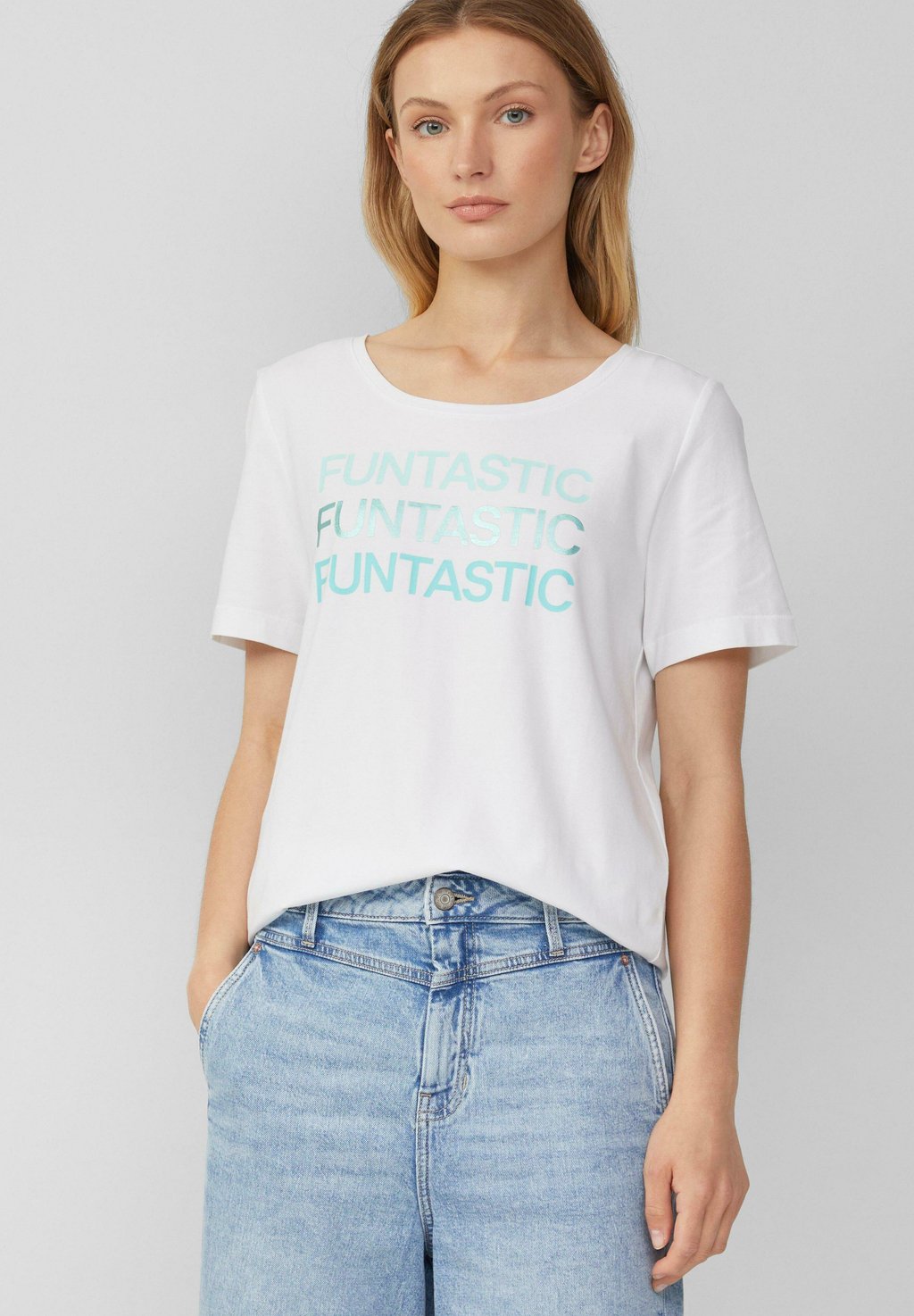 Футболка с принтом s.Oliver, кремовый 
Футболка с принтом s.Oliver, кремовый