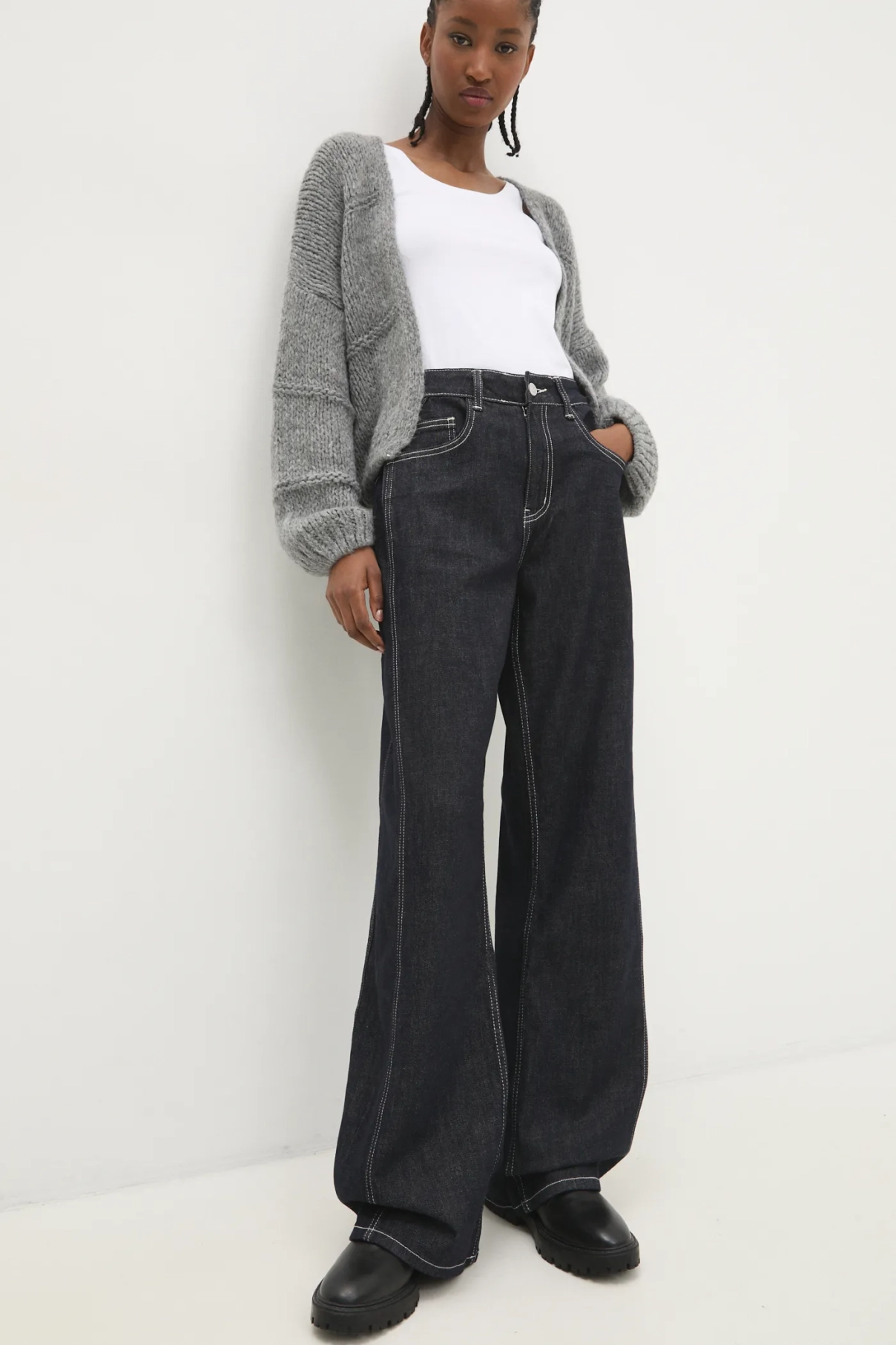 Джинсы Answear Lab, темно-синий
Джинсы Answear Lab, темно-синий