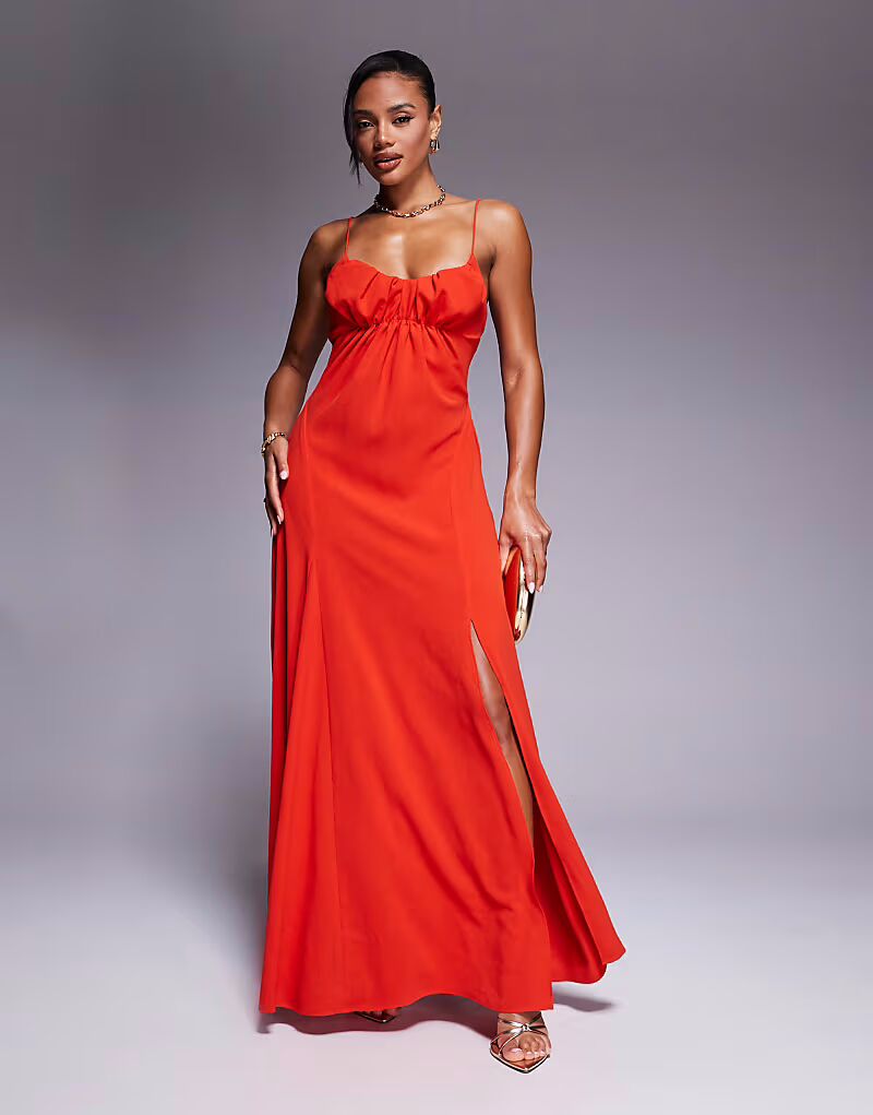 Платье миди с перекрещенными бретелями на груди и присборенной грудью ASOS DESIGN красного цвета
Платье миди с перекрещенными бретелями на груди и присборенной грудью ASOS DESIGN красного цвета