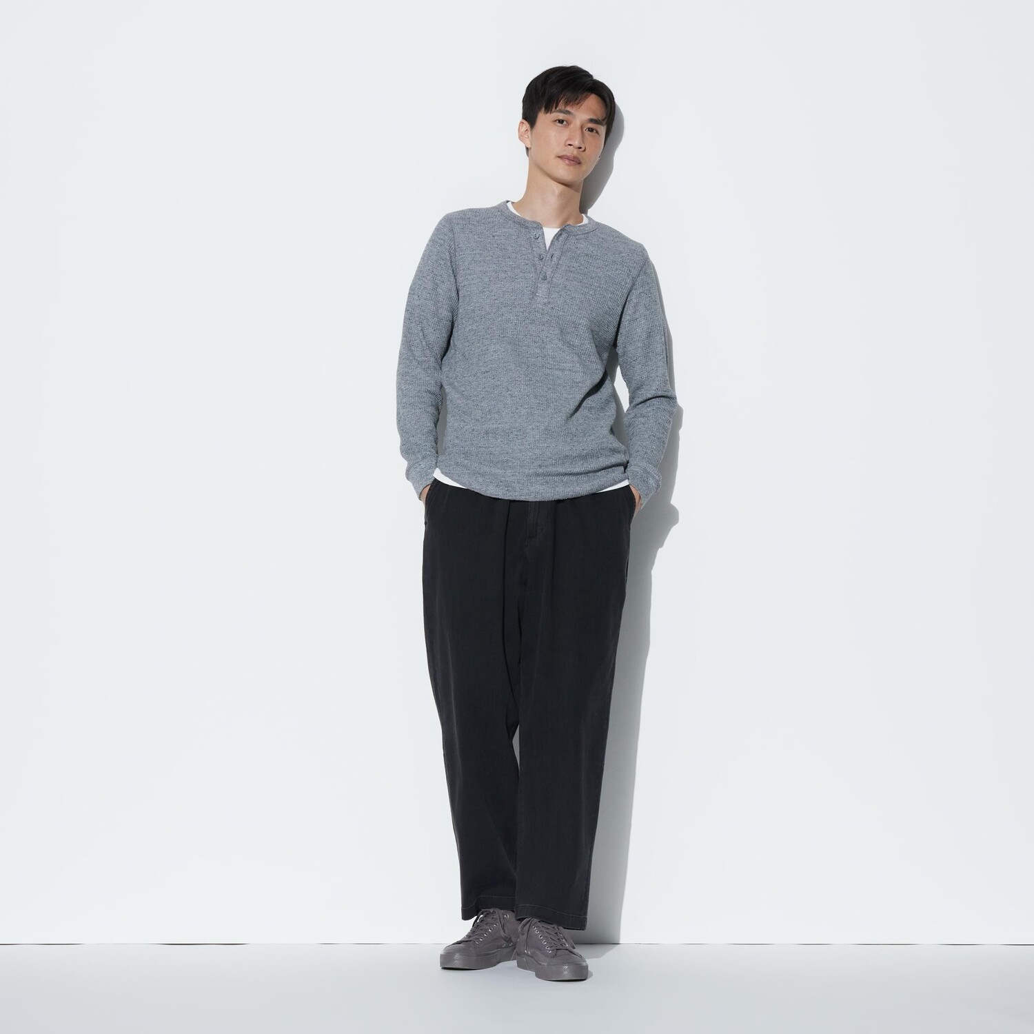 Брюки UNIQLO Relaxed джинсовые, серый
Брюки UNIQLO Relaxed джинсовые, серый