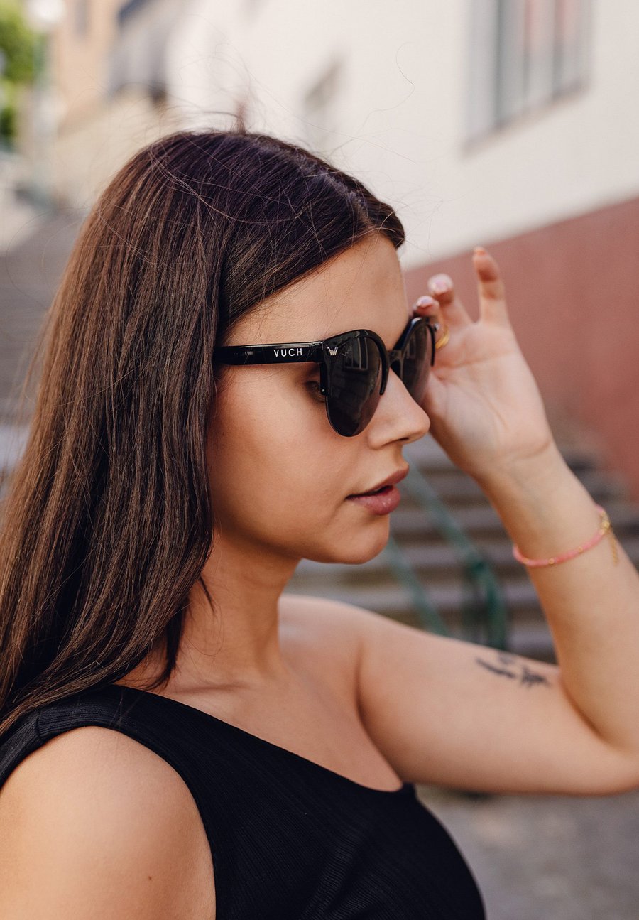 Солнцезащитные очки VUCH BRIGIDA, Black
Солнцезащитные очки VUCH BRIGIDA, Black