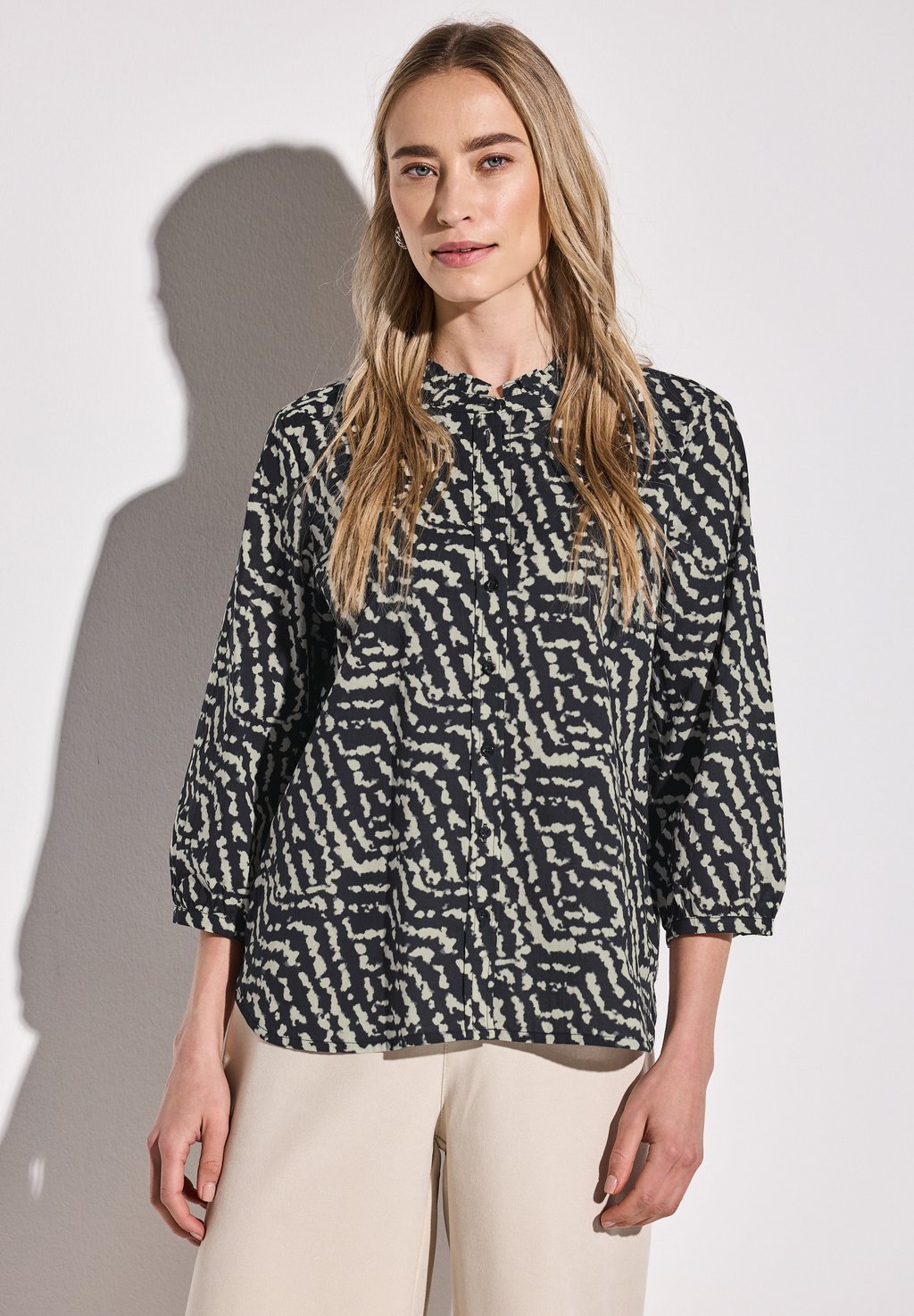 Блузка на пуговицах Street One, черный 
Блузка на пуговицах Street One, черный