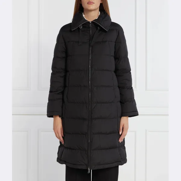 Пуховик стандартного кроя Liviana Conti, черный
Пуховик стандартного кроя Liviana Conti, черный