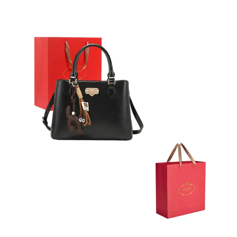 PAYOT Синтетическая кожаная женская сумка через плечо черная, Black 
PAYOT Синтетическая кожаная женская сумка через плечо черная, Black