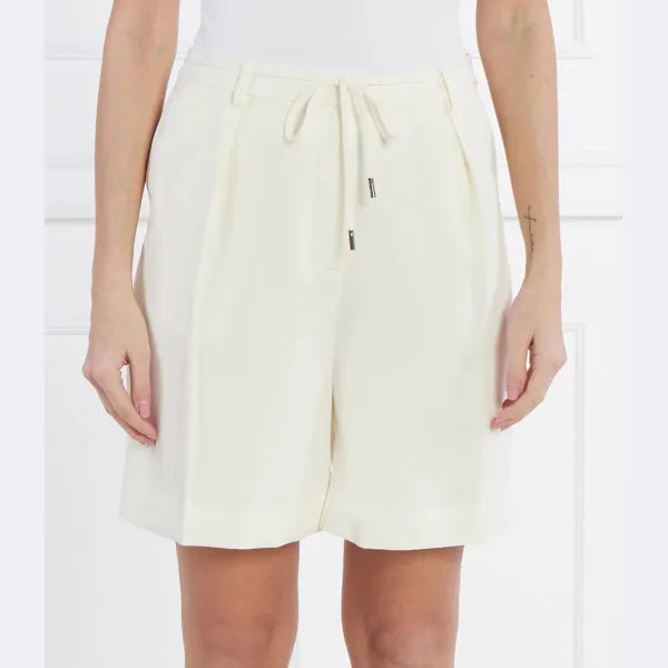 Шорты свободного кроя Calvin Klein, бежевый 
Шорты свободного кроя Calvin Klein, бежевый