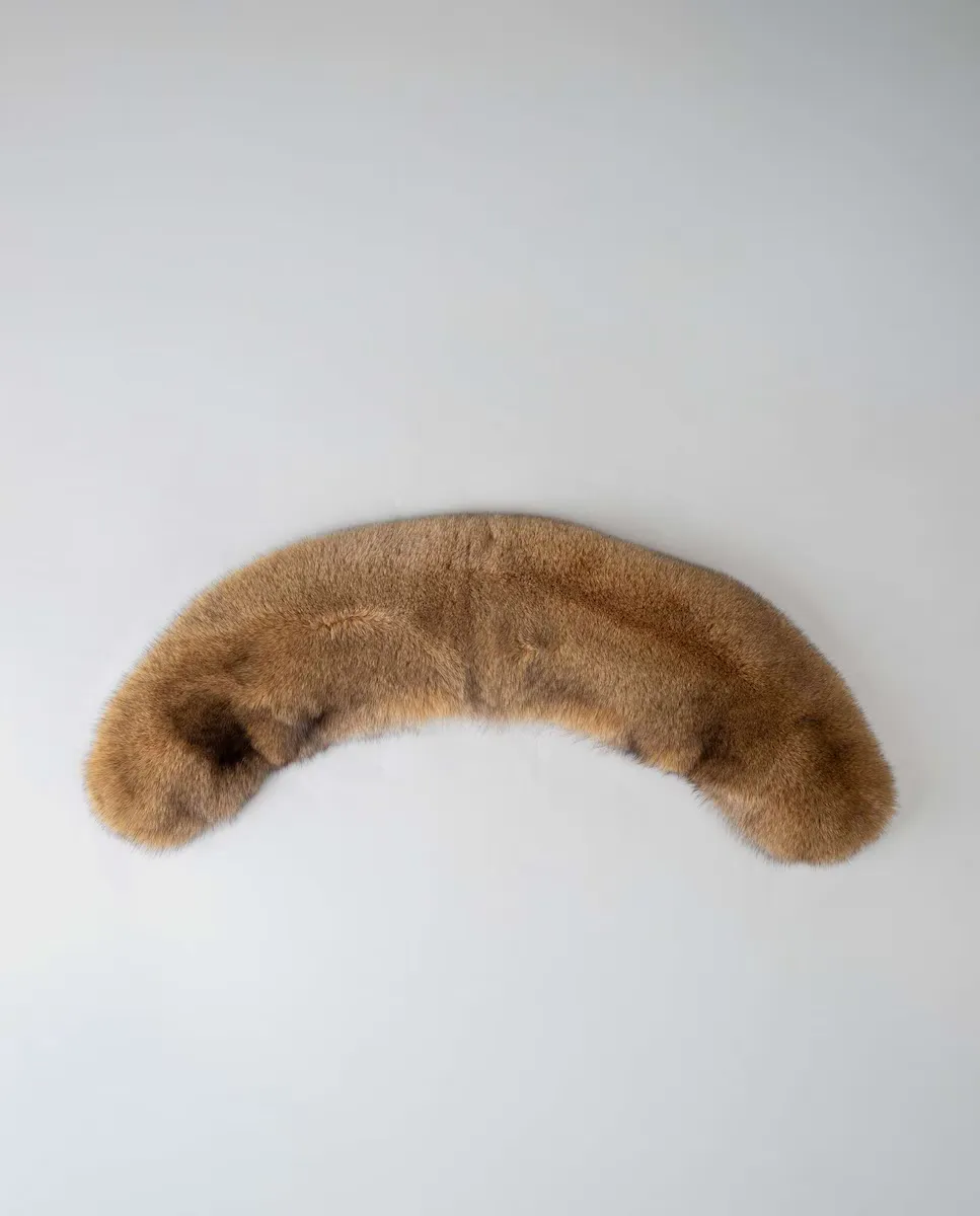 Мех лисы палантин светло-коричневого цвета De la Roca, коричневый
Мех лисы палантин светло-коричневого цвета De la Roca, коричневый