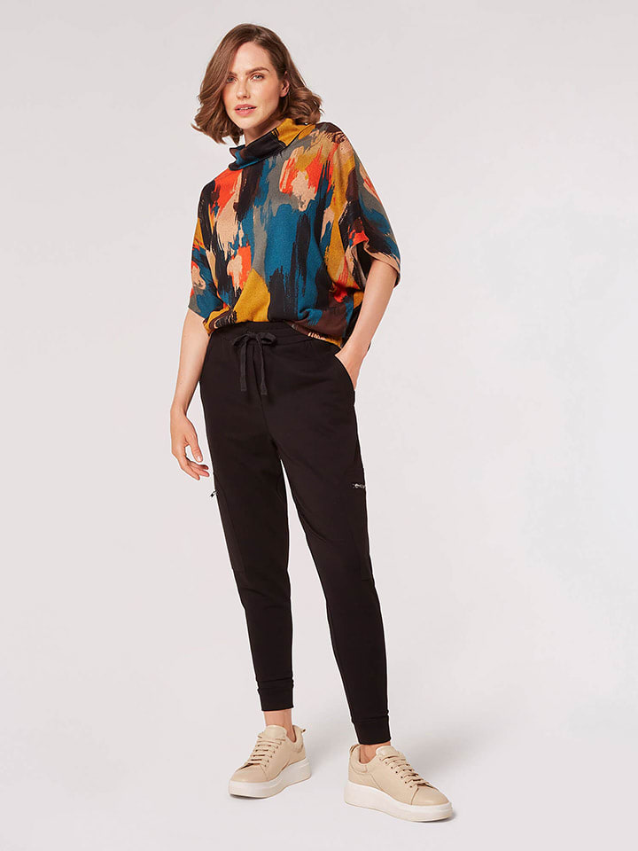 Apricot Блузка оранжевого/бензинового цвета
Apricot Блузка оранжевого/бензинового цвета