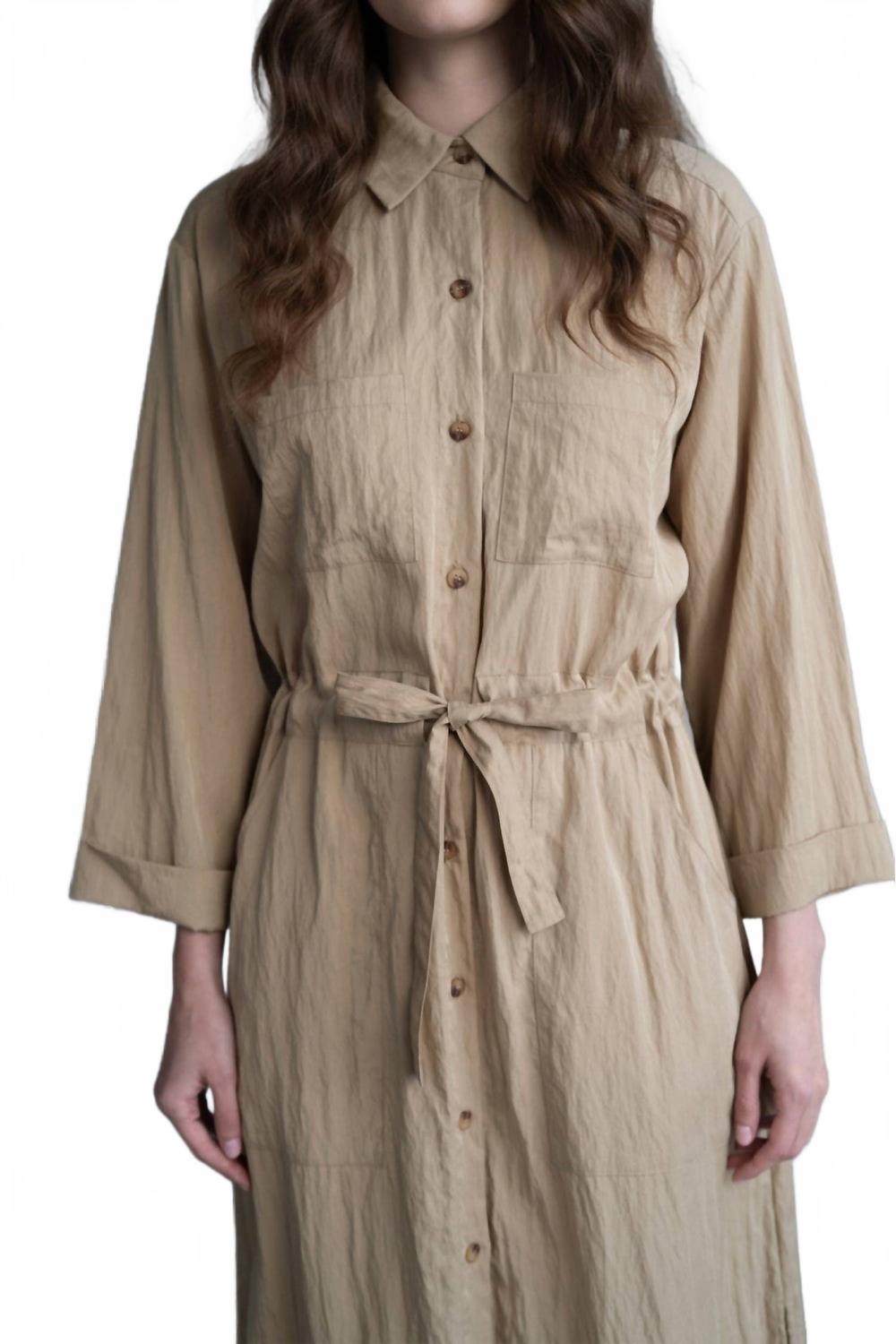 Elle Grey Длинное платье-рубашка Lydia бежевого цвета
Elle Grey Длинное платье-рубашка Lydia бежевого цвета