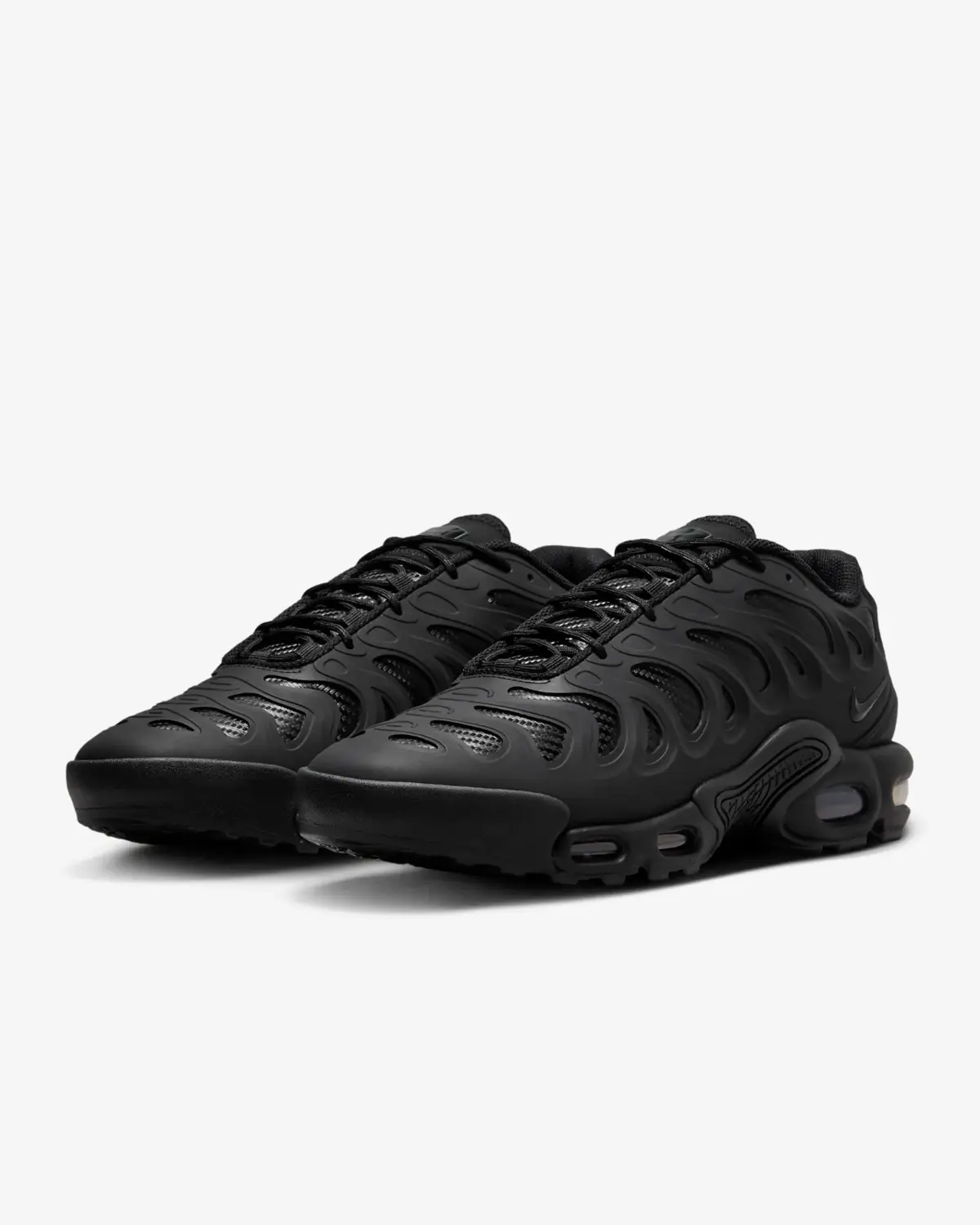 Кроссовки Nike Air Max Plus Drift HF0785-001 мужские черные RHS5160 Nike, черный
Кроссовки Nike Air Max Plus Drift HF0785-001 мужские черные RHS5160 Nike, черный