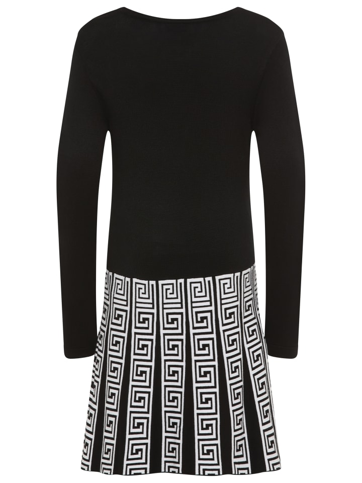 Bruno Banani Черное вязаное платье
Bruno Banani Черное вязаное платье