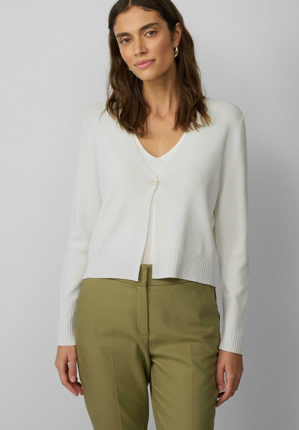 Кардиган s.Oliver BLACK LABEL, кремовый
Кардиган s.Oliver BLACK LABEL, кремовый