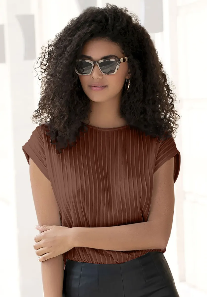 LASCANA рубашка с короткими рукавами, с окантовкой, не гладкая футболка из современной структурированной ткани, коричневый
LASCANA рубашка с короткими рукавами, с окантовкой, не гладкая футболка из современной структурированной ткани, коричневый