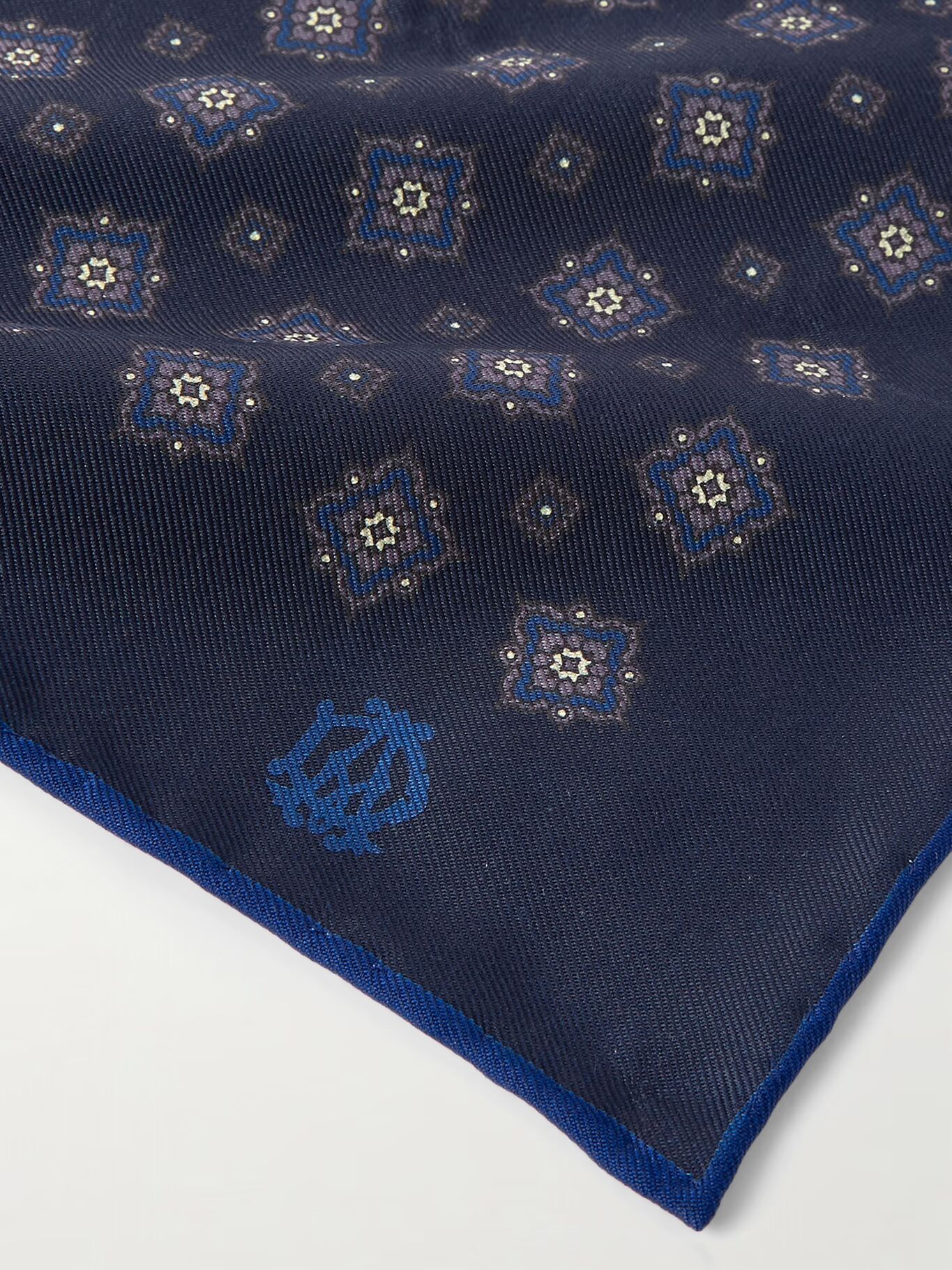 Шарф из шёлкового твила с принтом DUNHILL, синий
Шарф из шёлкового твила с принтом DUNHILL, синий