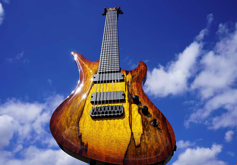 Электрогитара Schecter USA Custom Shop Masterworks Avenger Trans Amber Burst 8-String Guitar w/ Tolex Case
Электрогитара Schecter USA Custom Shop Masterworks Avenger Trans Amber Burst 8-String Guitar w/ Tolex Case
