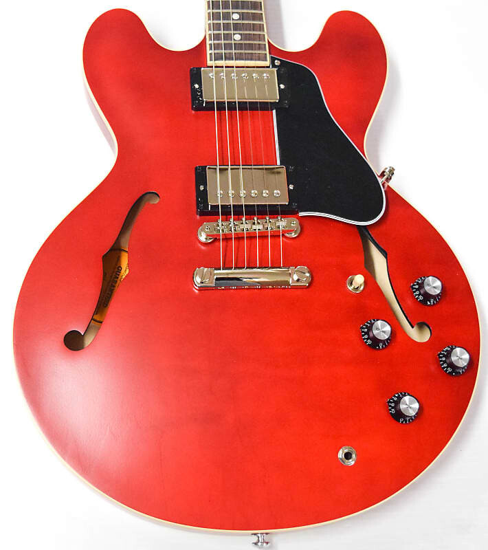 Электрогитара Gibson ES-335 Satin - Satin Cherry
Электрогитара Gibson ES-335 Satin - Satin Cherry