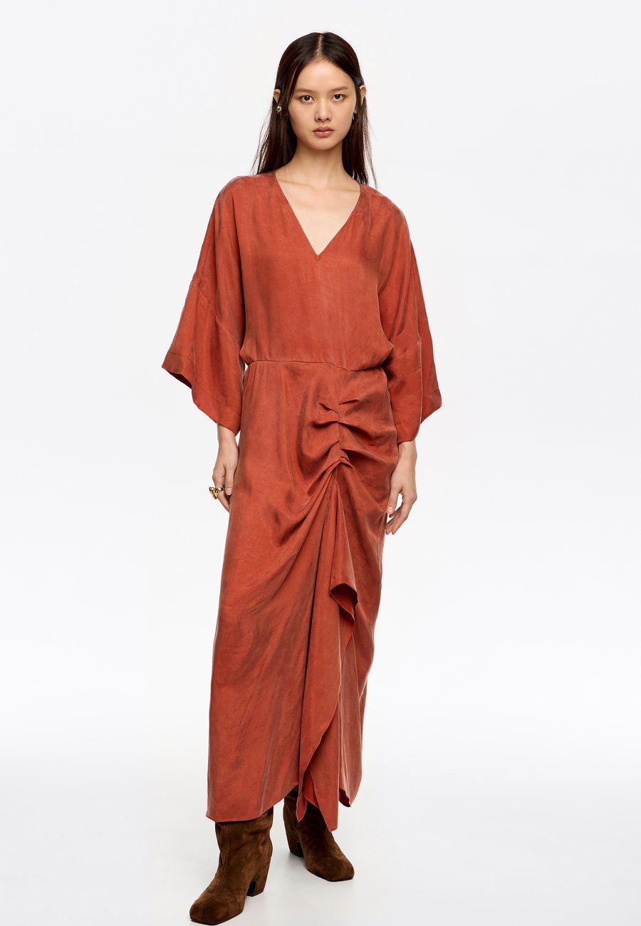 Платье Bimba Y Lola Maxi dress, Naranja Quemado/Orange
Платье Bimba Y Lola Maxi dress, Naranja Quemado/Orange