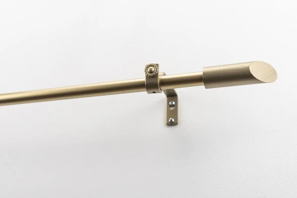 Карниз GARESA "ZYLI с открытой опорой", 1 направляющая, желаемая длина, комплект для штор, выдвижной, скошенная кнопка, без колец 410 см, цвет mattgoldfarben 
Карниз GARESA "ZYLI с открытой опорой", 1 направляющая, желаемая длина, комплект для штор, выдвижной, скошенная кнопка, без колец 410 см, цвет mattgoldfarben