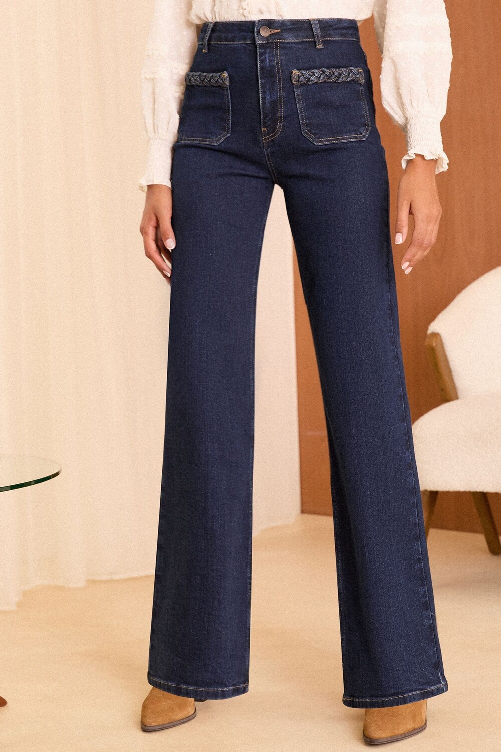 Джинсы с высокой талией и широкими штанинами и карманами косичками Love & Roses, синий
Джинсы с высокой талией и широкими штанинами и карманами косичками Love & Roses, синий