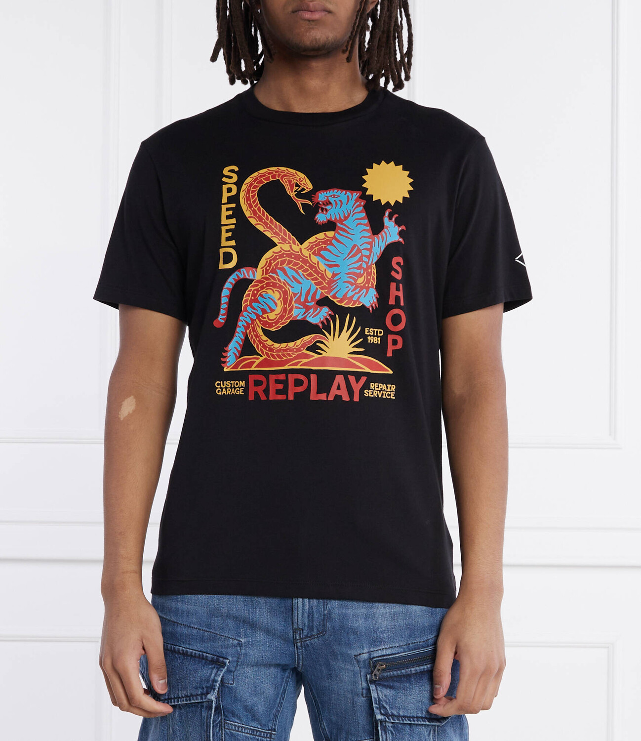 Футболка Replay Regular Fit, черный
Футболка Replay Regular Fit, черный