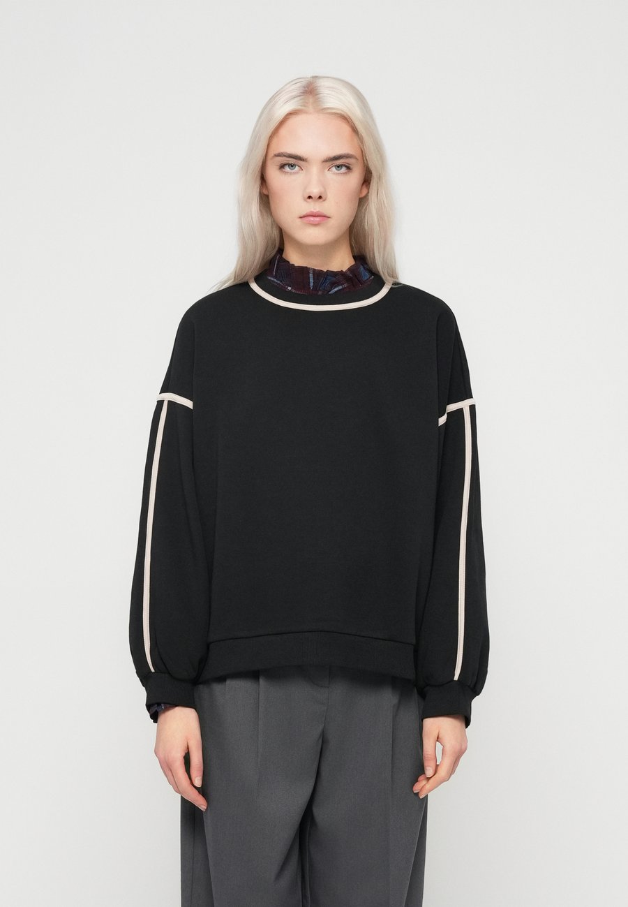 Толстовка Vero Moda VMSHIRLEY O NECK, Black/Pumice Stone Binding/Black, Черный, Толстовка Vero Moda VMSHIRLEY O NECK, Black/Pumice Stone Binding/Black
Толстовка Vero Moda VMSHIRLEY O NECK, Black/Pumice Stone Binding/Black, Черный, Толстовка Vero Moda VMSHIRLEY O NECK, Black/Pumice Stone Binding/Black