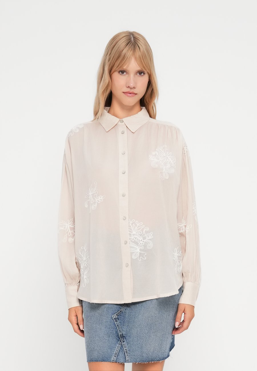 Блуза VILA VIFARIA EMBROIDERY SHIRT, Birch /Beige
Блуза VILA VIFARIA EMBROIDERY SHIRT, Birch /Beige