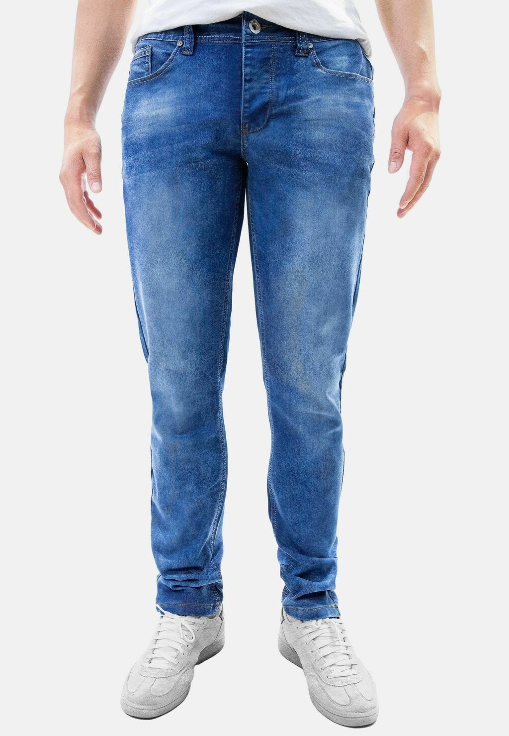 Джинсы облегающего кроя POCKET MIT DESIGN UND MODISCHEN TASCHEN JAYLVIS Jeans, синий
Джинсы облегающего кроя POCKET MIT DESIGN UND MODISCHEN TASCHEN JAYLVIS Jeans, синий