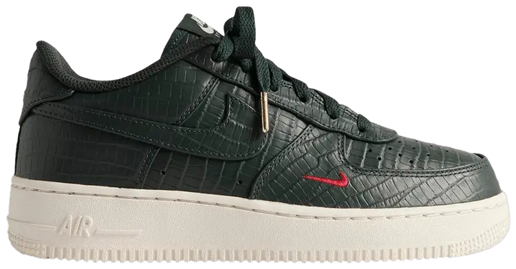 Кроссовки Kith x Nike Air Force 1 Low GS, черный
Кроссовки Kith x Nike Air Force 1 Low GS, черный