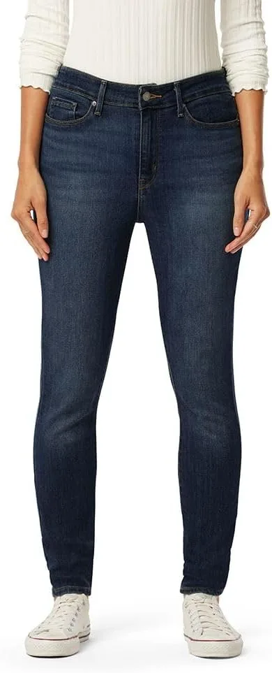 Signature by Levi Strauss & Co. Gold Label Женские джинсы Modern Skinny Levi Strauss Signature Gold
Signature by Levi Strauss & Co. Gold Label Женские джинсы Modern Skinny Levi Strauss Signature Gold