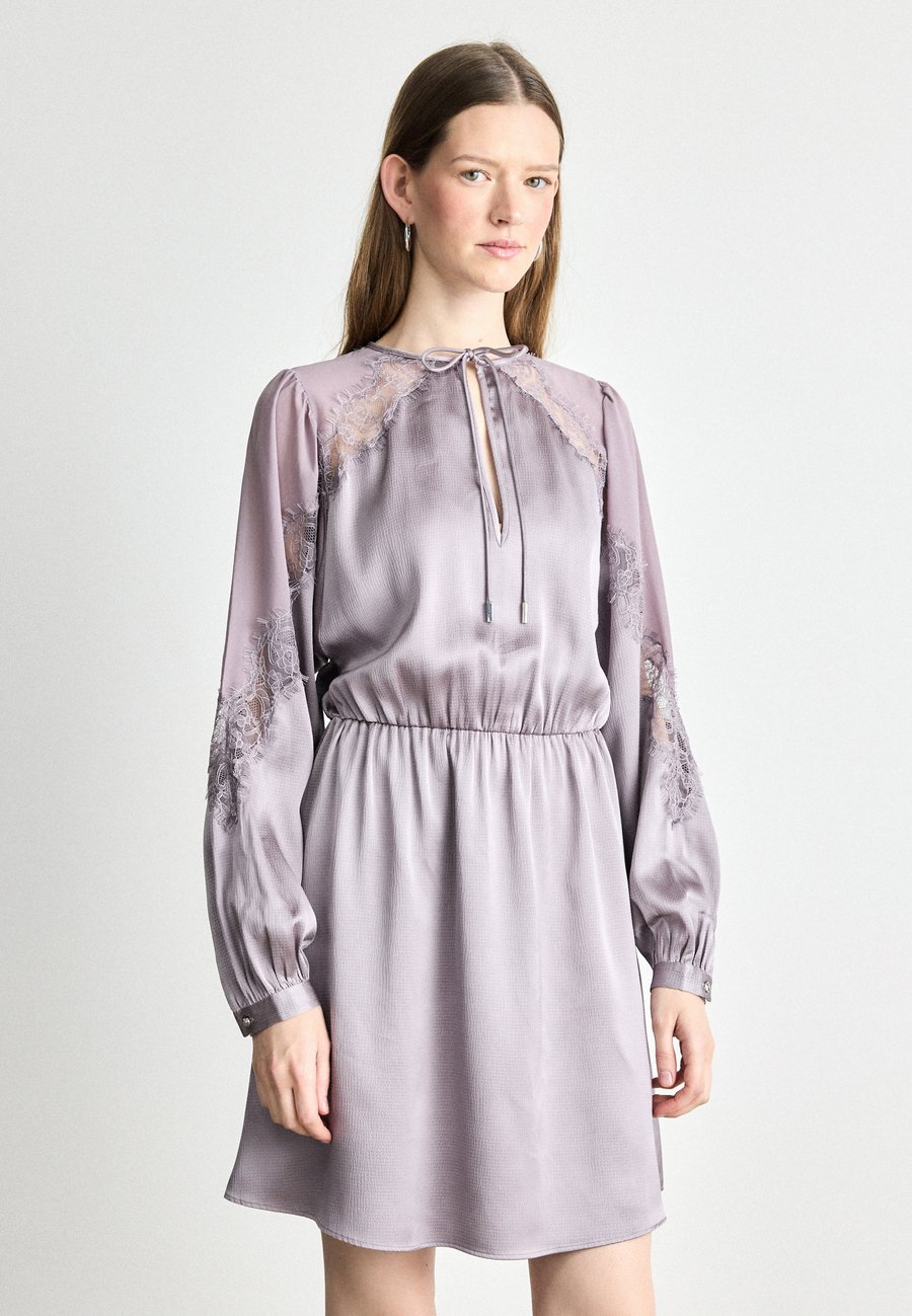 Платье BOSS DLASSYS, Light Pastel Purple/Purple
Платье BOSS DLASSYS, Light Pastel Purple/Purple