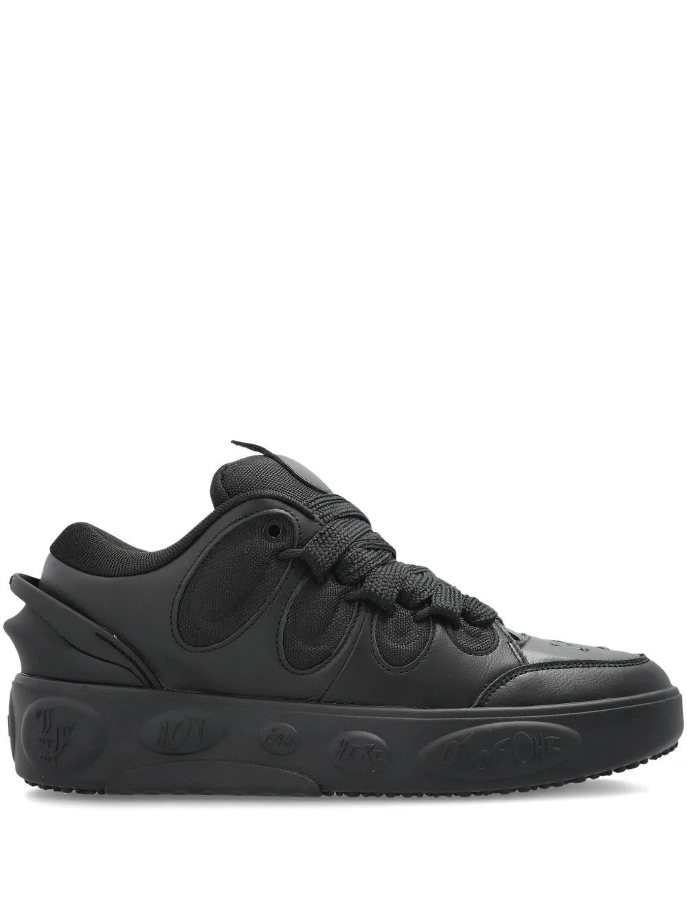 Кожаные кроссовки Lamelo Ball из коллаборации с La Francé PUMA, черный
Кожаные кроссовки Lamelo Ball из коллаборации с La Francé PUMA, черный