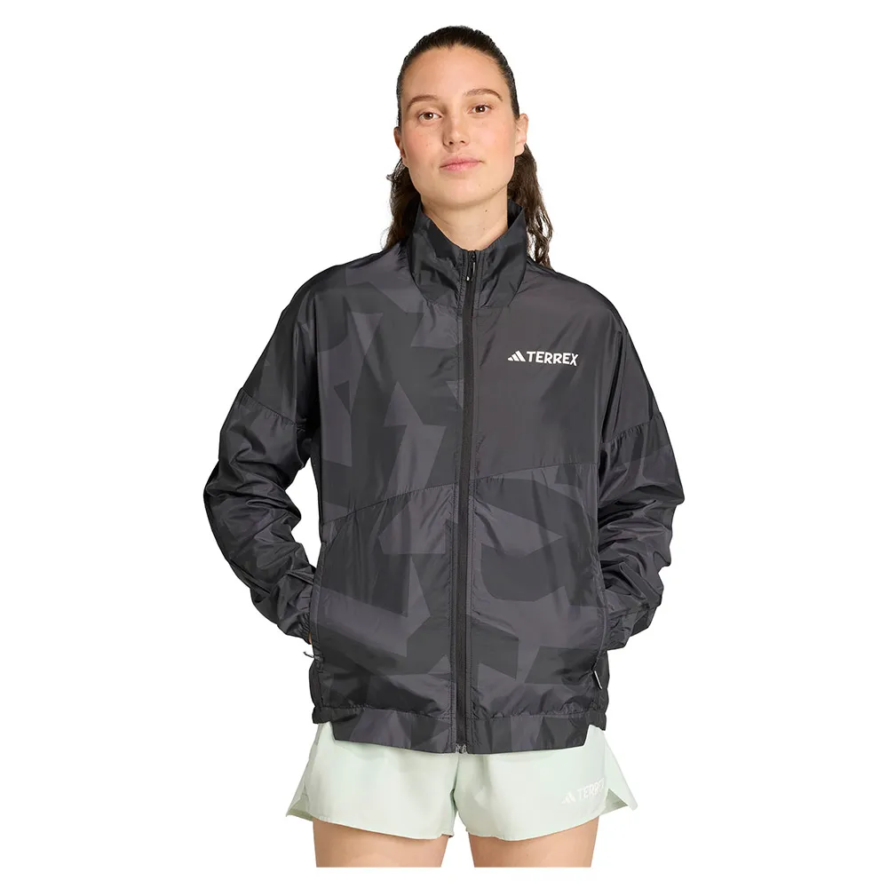 Ветровка adidas Terrex Multi Printed, черный 
Ветровка adidas Terrex Multi Printed, черный