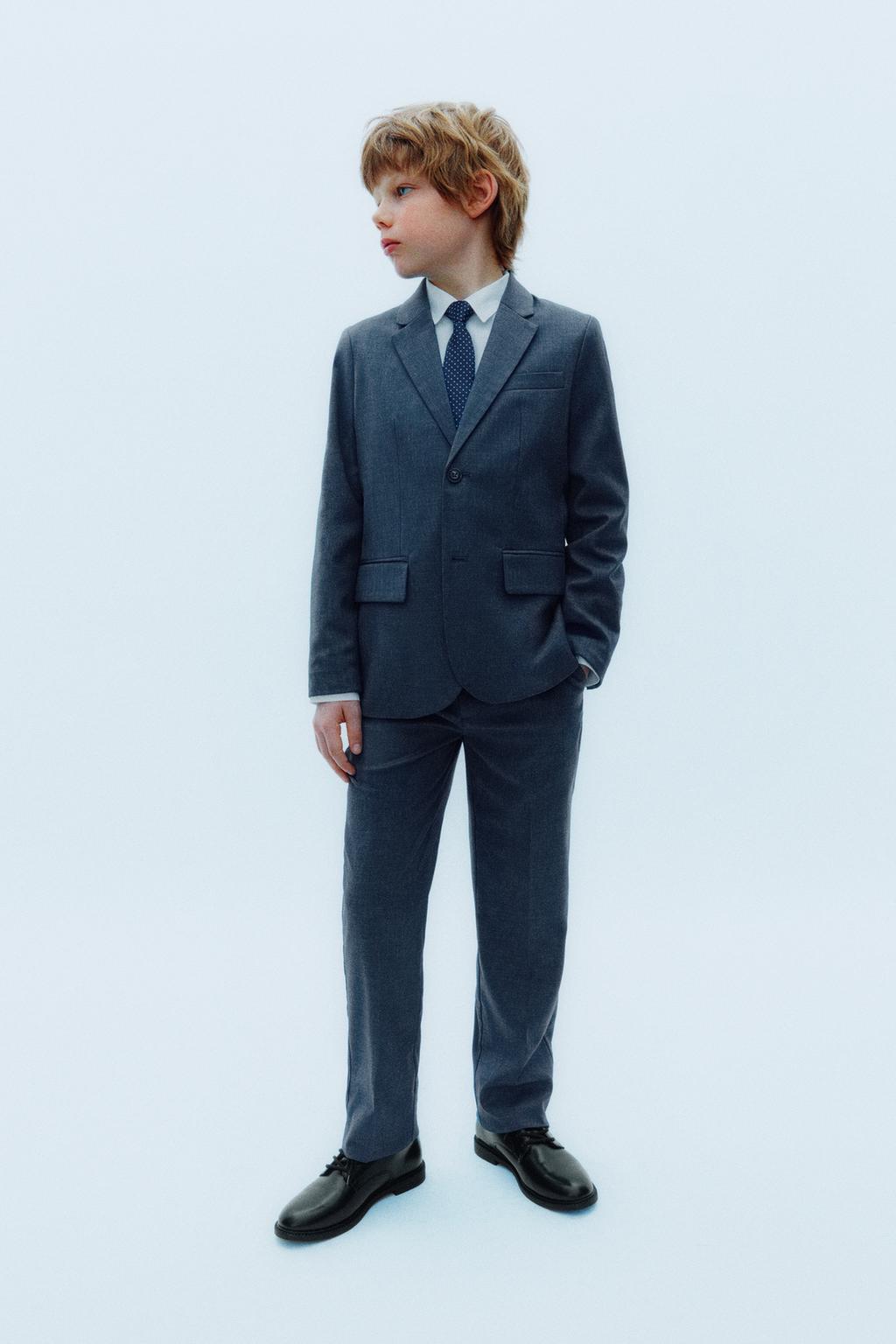 Текстурированный блейзер для костюма ZARA, темно-синий
Текстурированный блейзер для костюма ZARA, темно-синий