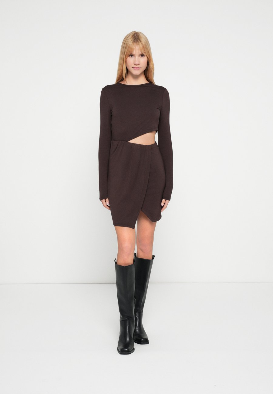 Платье LeGer by Lena Gercke FARINA DRESS, Braun/Brown
Платье LeGer by Lena Gercke FARINA DRESS, Braun/Brown