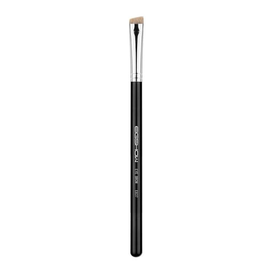 Скошенная кисть для бровей Eigshow Beauty E837
Скошенная кисть для бровей Eigshow Beauty E837