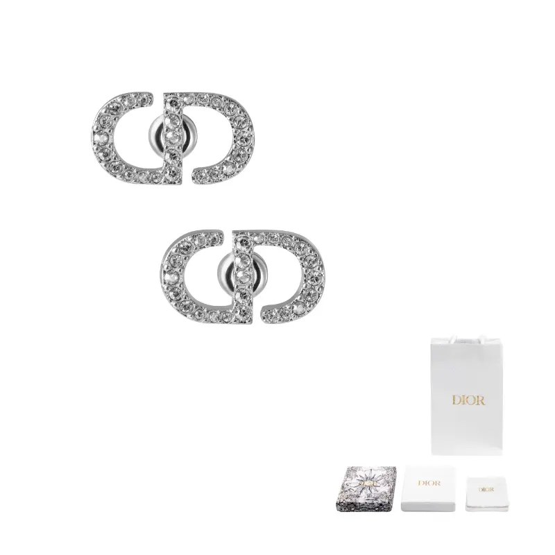 Серьги-гвоздики женские DIOR
Серьги-гвоздики женские DIOR