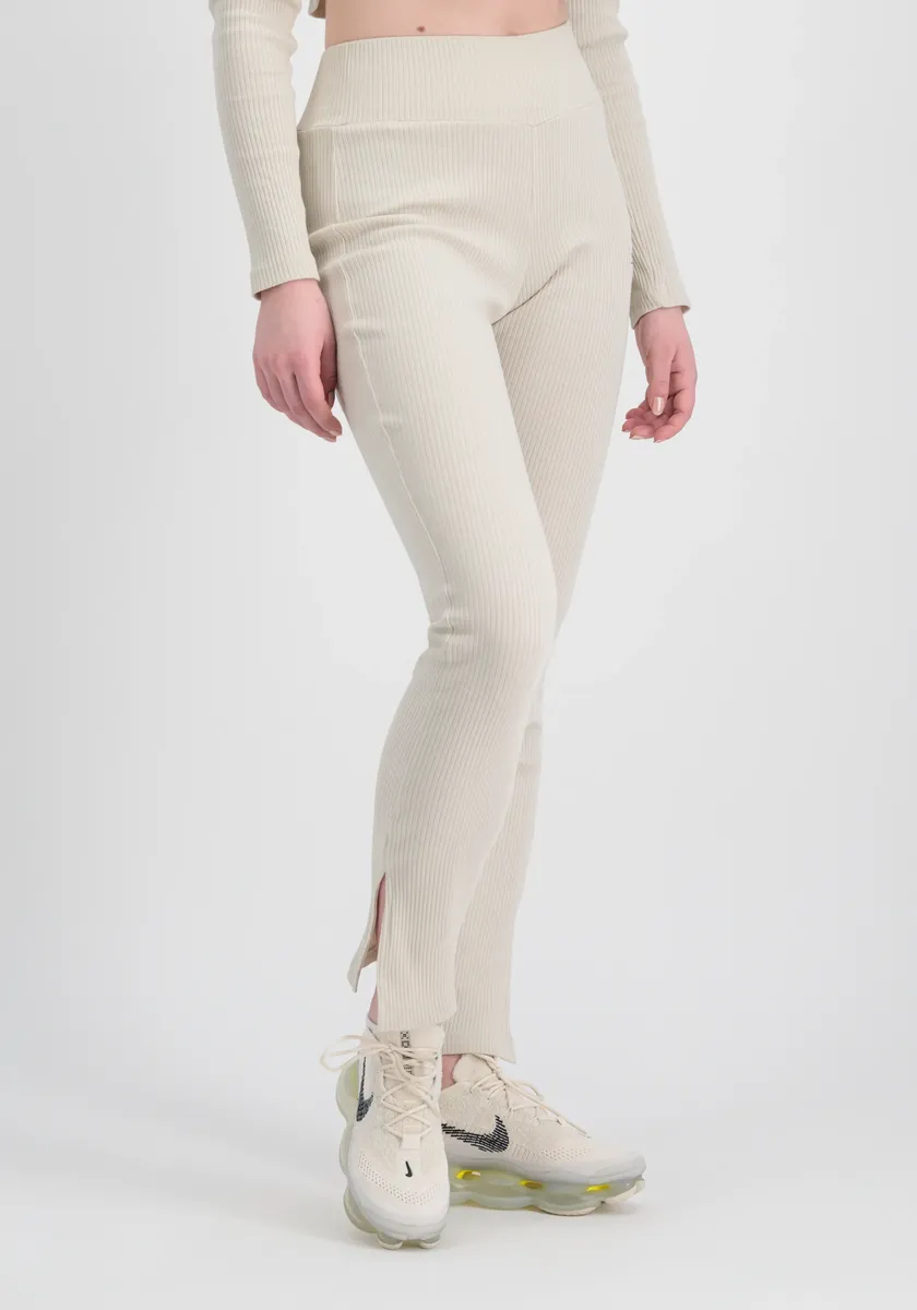 Брюки-карго Alpha Industries "Женские брюки Alpha Industries - Брюки X-Fit Rib Pant Wmn", белый
Брюки-карго Alpha Industries "Женские брюки Alpha Industries - Брюки X-Fit Rib Pant Wmn", белый