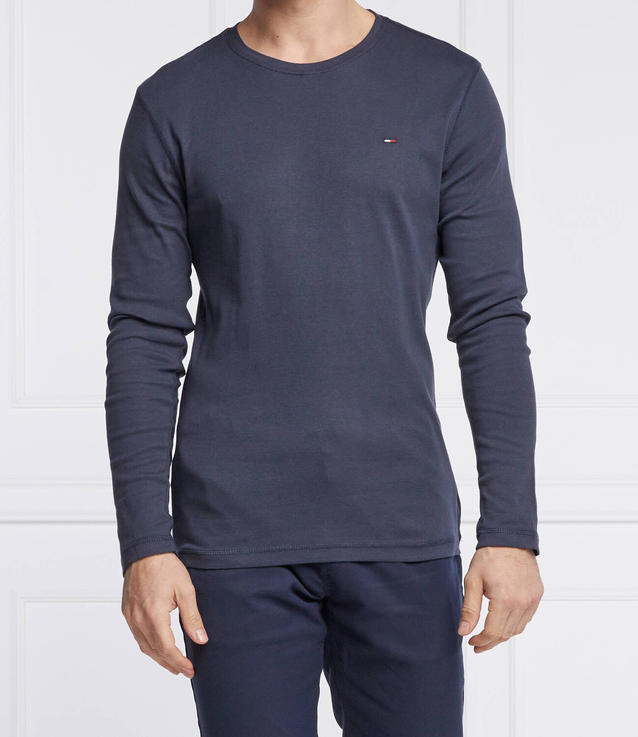 Лонгслив Tommy Jeans tjm original rib lon slim fit, темно-синий
Лонгслив Tommy Jeans tjm original rib lon slim fit, темно-синий