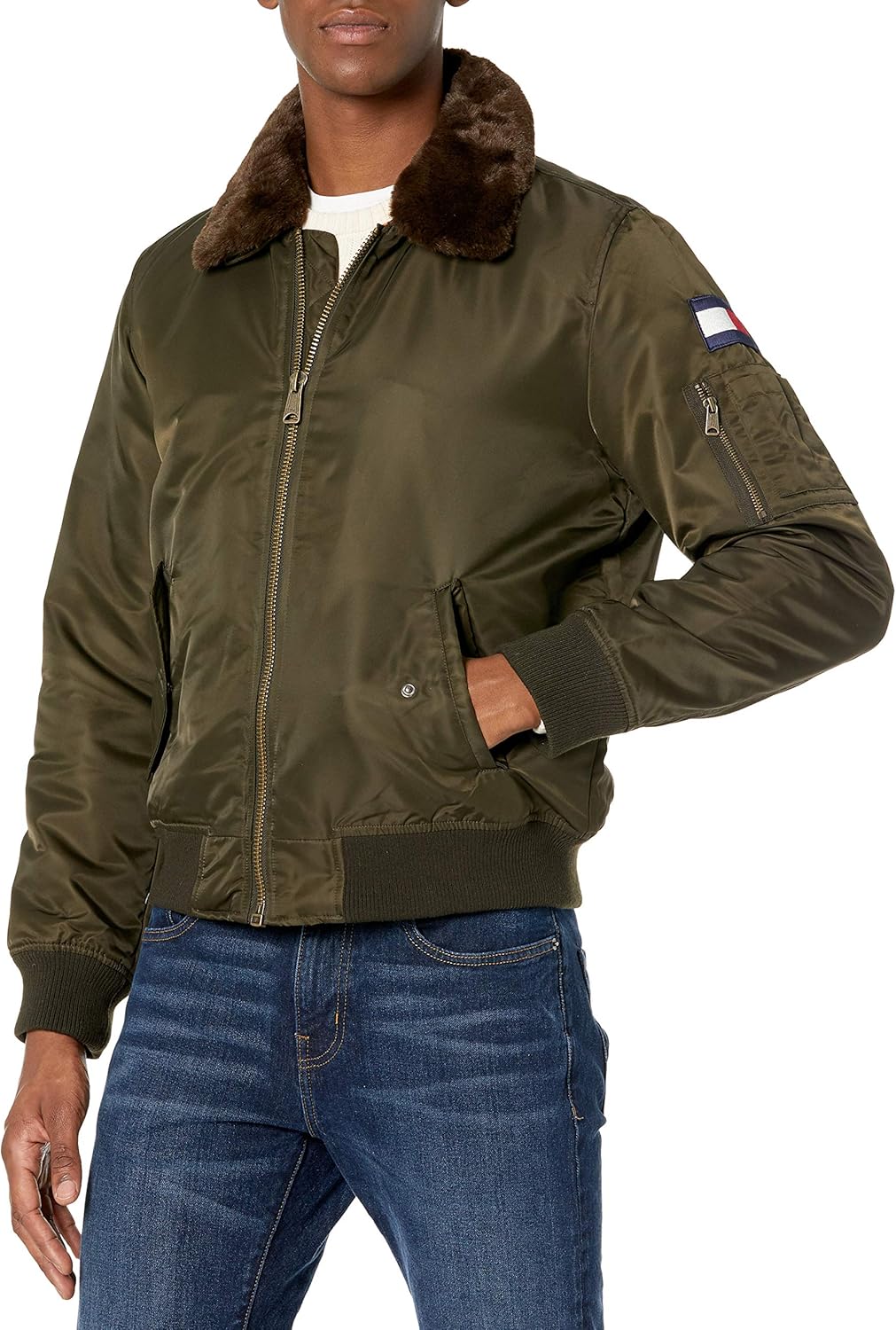 Мужская офицерская куртка Tommy Hilfiger Laydown с пришитым ворсистым воротником, Olive W. Flag Patch
Мужская офицерская куртка Tommy Hilfiger Laydown с пришитым ворсистым воротником, Olive W. Flag Patch