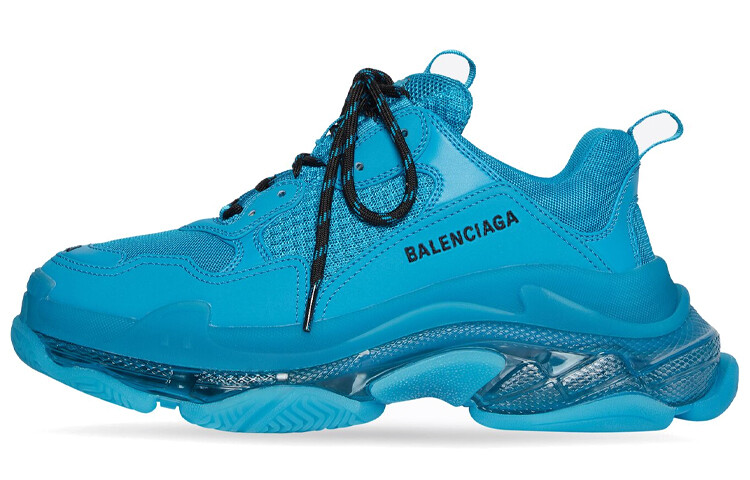 Мужская обувь Balenciaga Triple S Lifestyle
Мужская обувь Balenciaga Triple S Lifestyle
