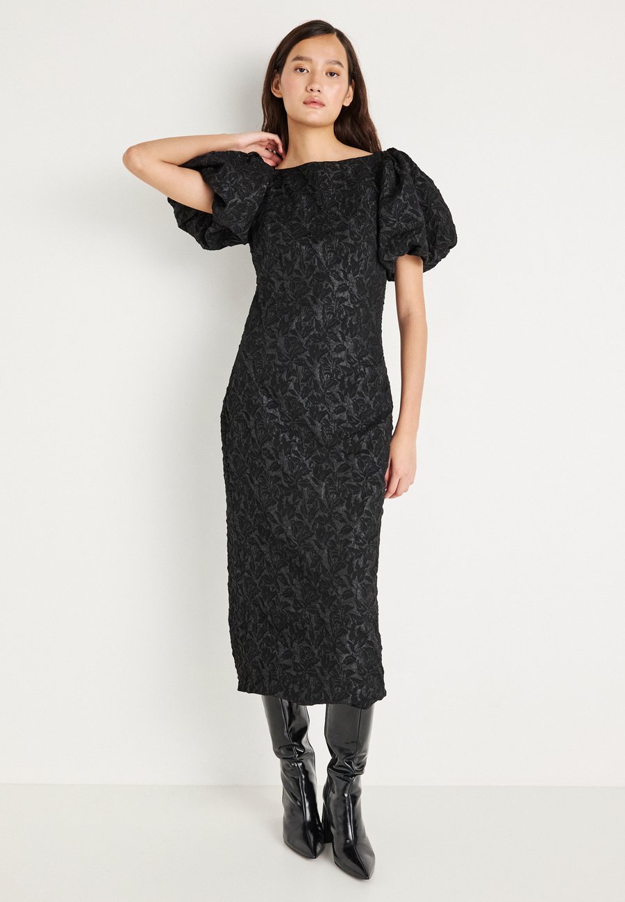 Платье Gina Tricot PUFF SLEEVE MIDI DRESS, Black /Black
Платье Gina Tricot PUFF SLEEVE MIDI DRESS, Black /Black