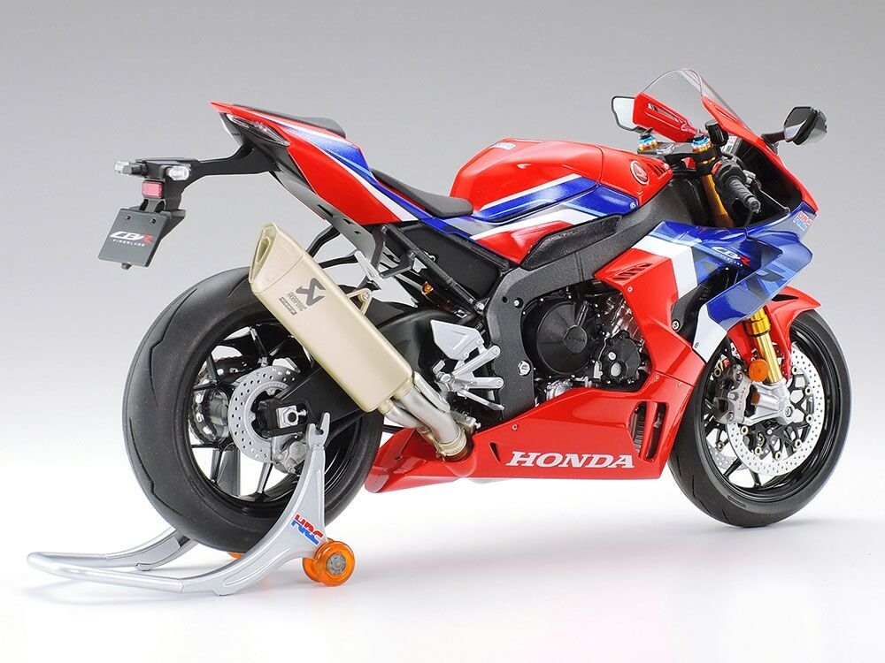 Тамия 14138 1:12 Хонда CBR100 Tamiya
Тамия 14138 1:12 Хонда CBR100 Tamiya