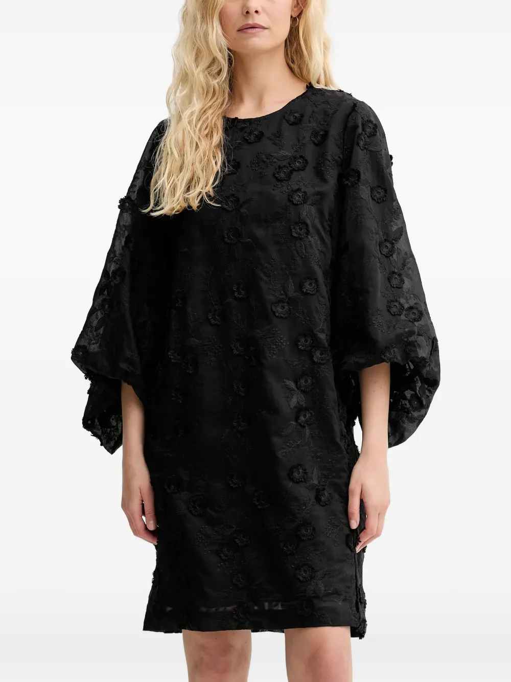 Мини-платье с цветочным принтом Pansi Munthe, черный
Мини-платье с цветочным принтом Pansi Munthe, черный