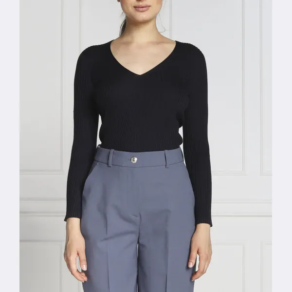 Шелковый свитер с добавлением кашемира. Emporio Armani, синий
Шелковый свитер с добавлением кашемира. Emporio Armani, синий