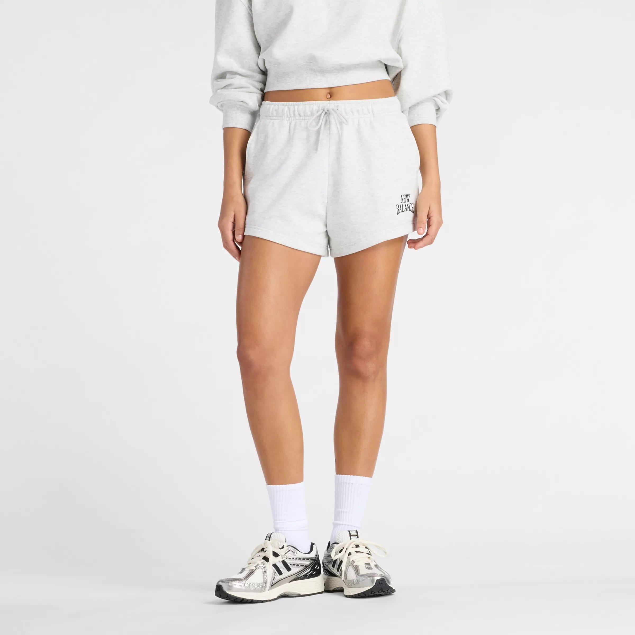 New balance Шорты Regular 'Trackside' в крапчатом сером цвете
New balance Шорты Regular 'Trackside' в крапчатом сером цвете