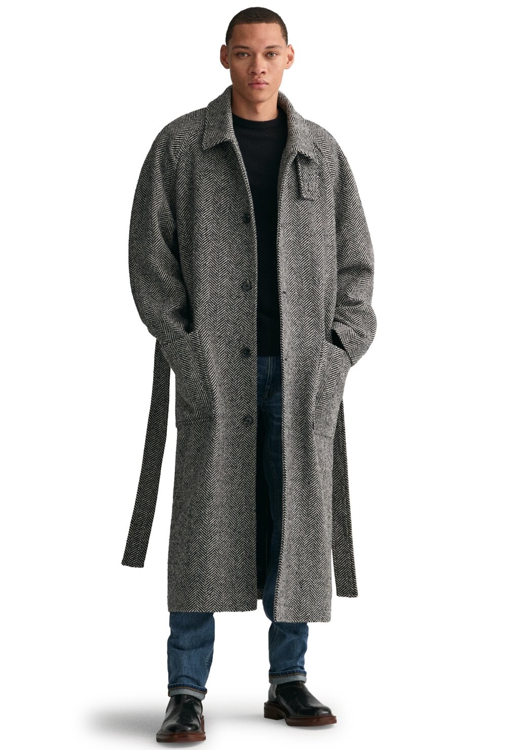 Свитер SUPERFINE CREW NECK GANT, черный
Свитер SUPERFINE CREW NECK GANT, черный