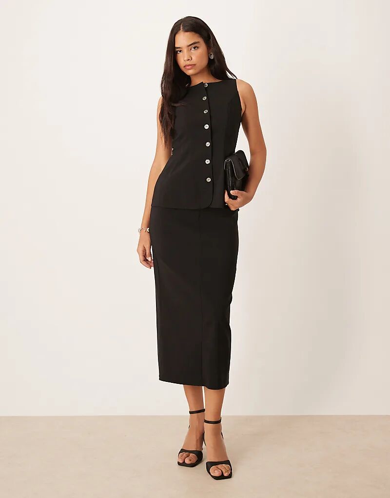 Платье миди на пуговицах с вырезом-лодочкой ASOS DESIGN черного цвета
Платье миди на пуговицах с вырезом-лодочкой ASOS DESIGN черного цвета